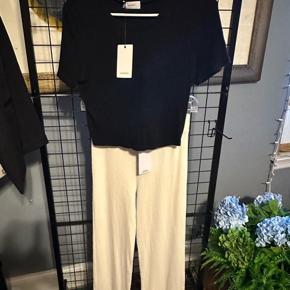 Lanston nwt ribbed cotton spandex poly blend. Revolve brand semi crop top - Picture 4 of 4